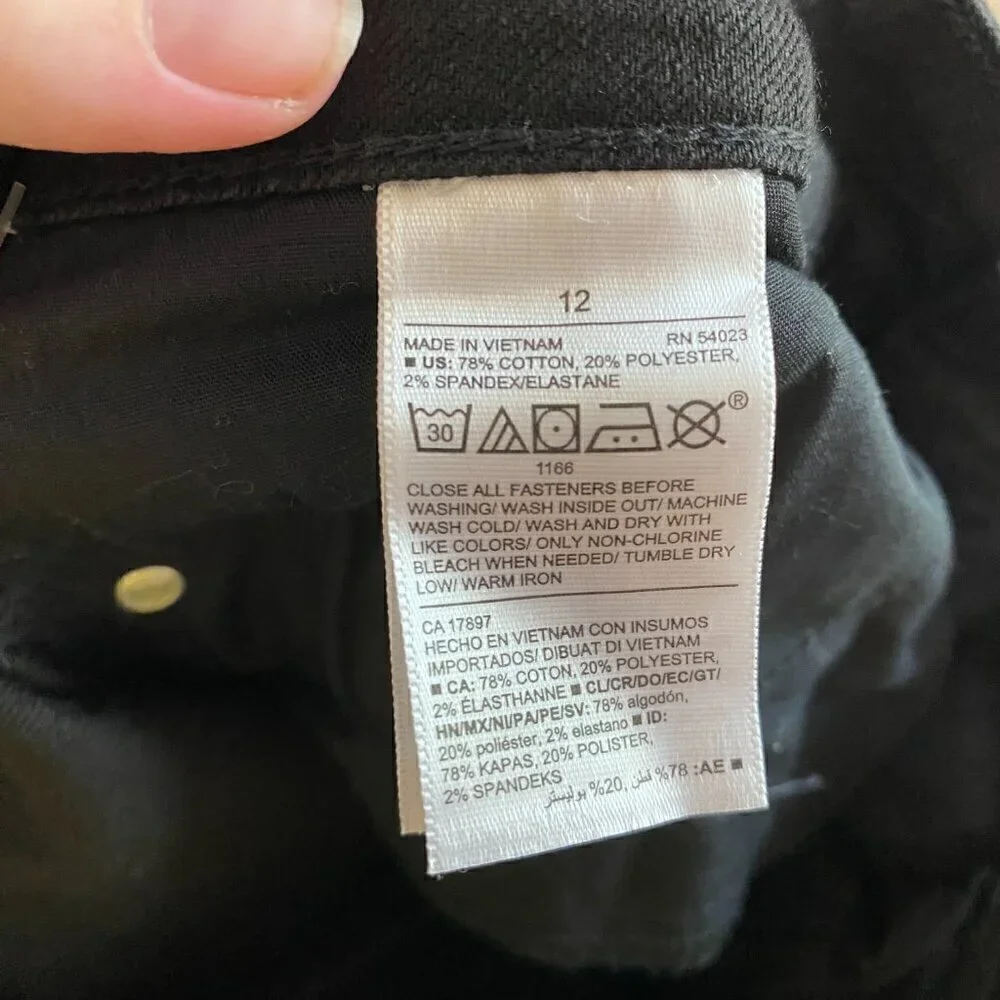 Old Navy Super Skinny Jeans Black NWT Size 12